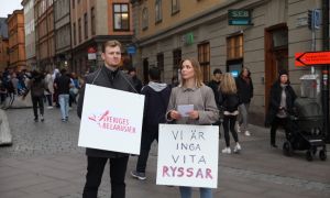 Беларусы Швецыі зладзілі пікет у цэнтры Стакгольма супраць назвы «Беларасія»